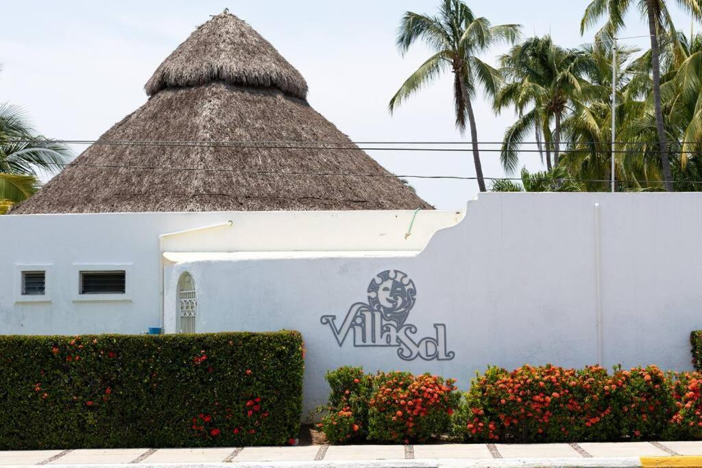 Departamento En Club Santiago Manzanillo Apartment Екстериор снимка